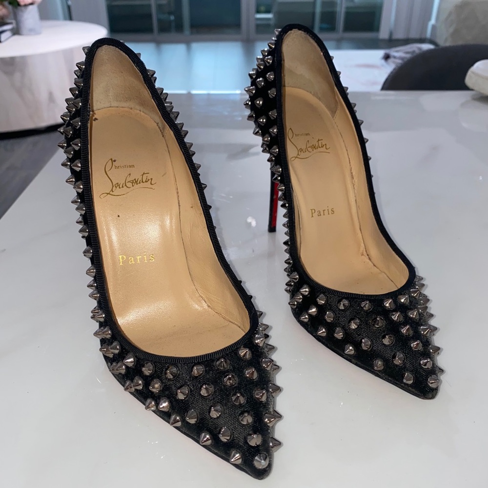 Christian louboutin pointy toe heels
